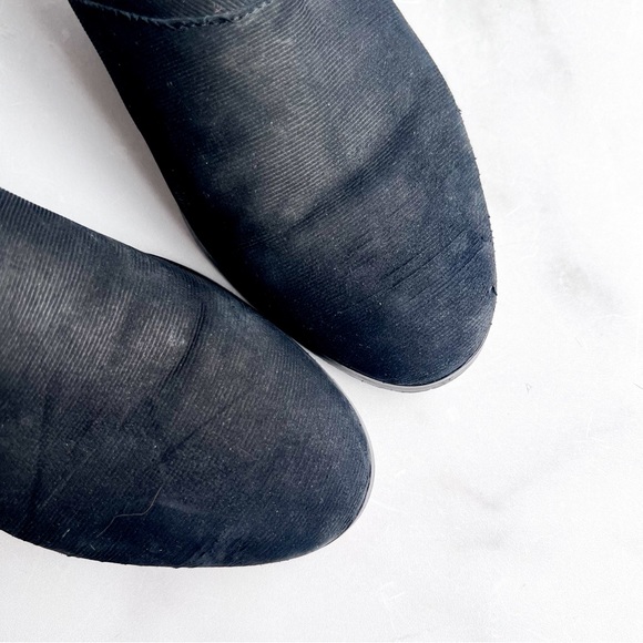 Eileen Fisher • Keith Ridged Nubuck Ankle Heel Booties • 9.5 - Picture 5 of 8